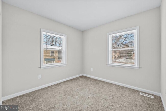 Building Photo - 9786 Whiskey Run