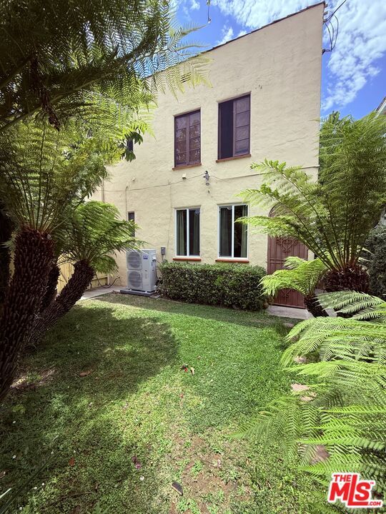 Building Photo - 1032 S Crescent Heights Blvd