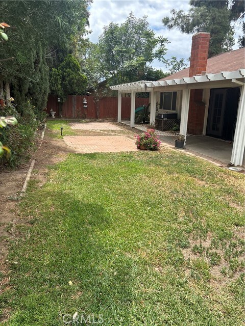 Building Photo - 11266 Ramway Rd