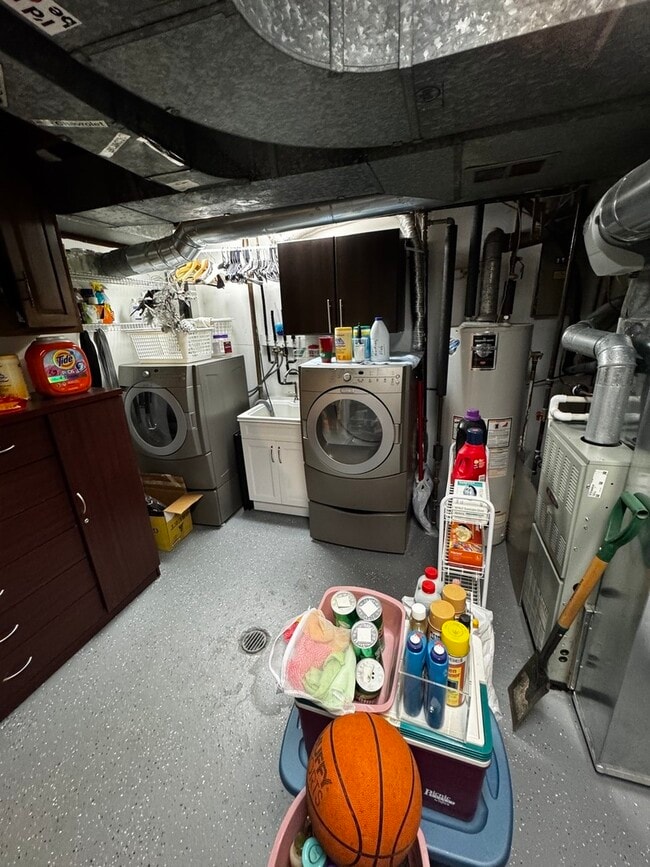 Building Photo - 395 Central Ave