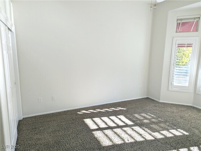 Building Photo - 2766 Hartwick Ln