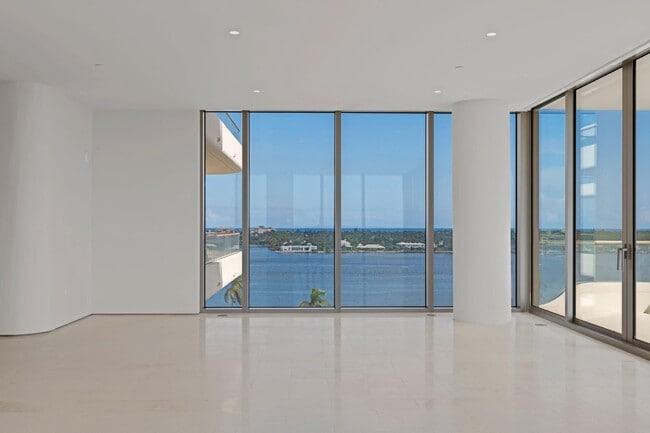 Building Photo - 200 Arkona Ct