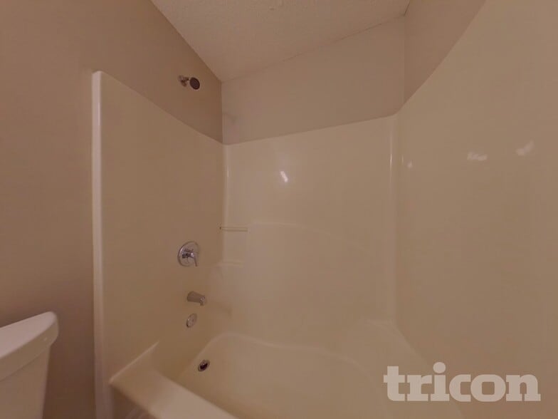 Building Photo - 93 Southern Trace Way