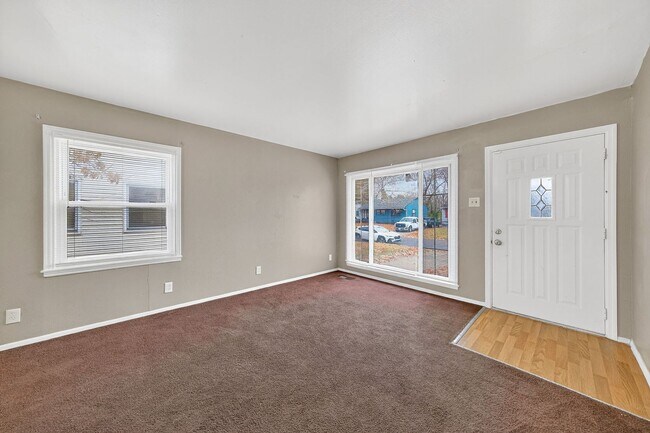 Building Photo - 219 Presley Rd