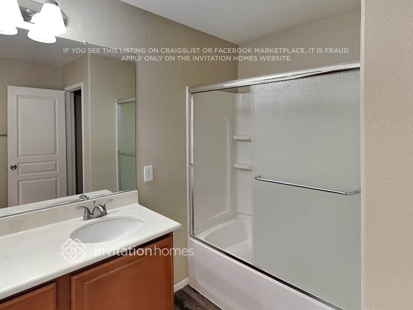 Building Photo - 682 Port Talbot Ave