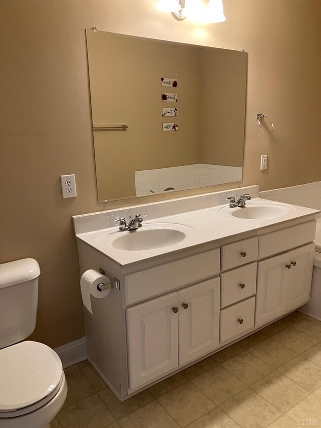 Building Photo - 518 Northwynd Cir