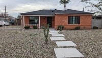 Building Photo - 2101 W Osborn Rd