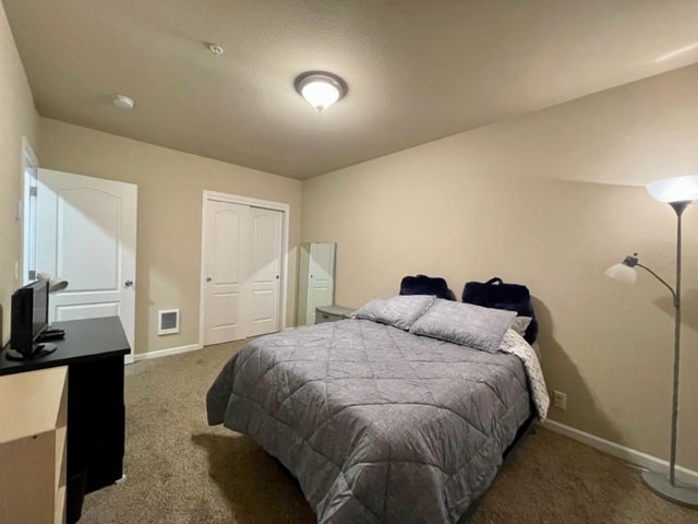 Building Photo - 4401 Riverside Dr