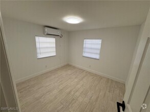 Building Photo - 15344 Wall Dr