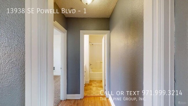 Building Photo - 13938 SE Powell Blvd