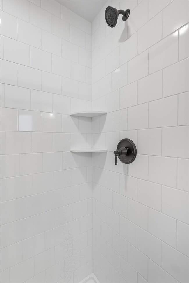 Building Photo - 3472 Knightsbridge Trl N