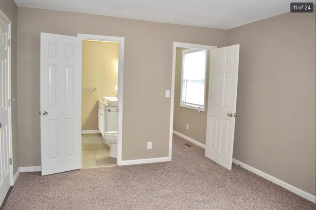 Building Photo - 442 Appleton Dr