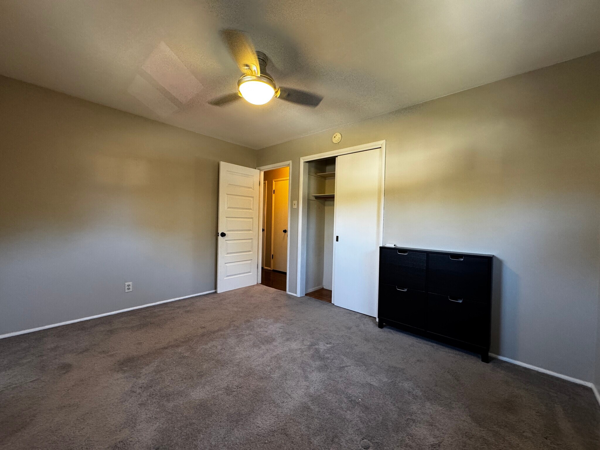 Building Photo - 556 Joshua Dr