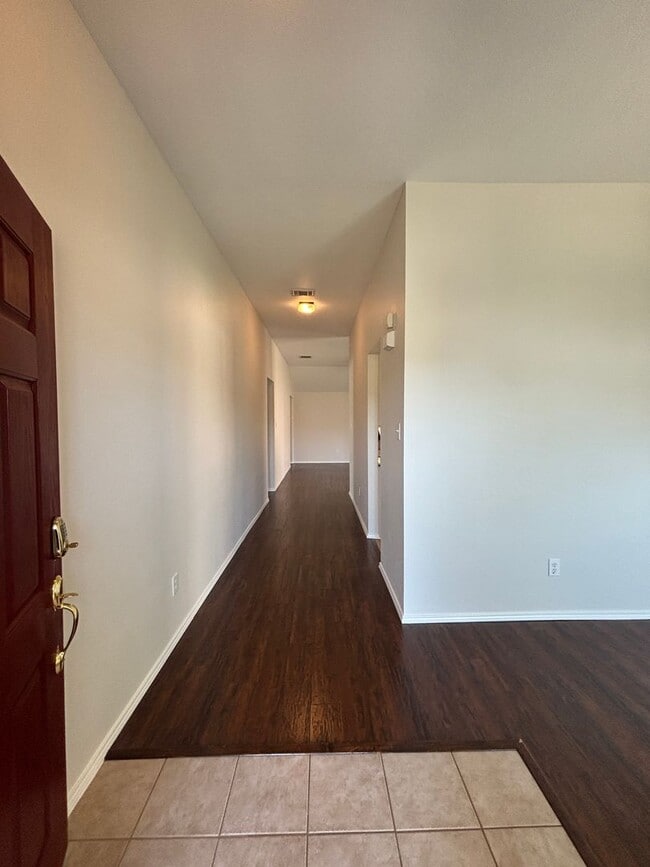 Building Photo - 4 BR/2BA | Updated Single Family Home | 2-Car Garage Parking | Fenced backyard