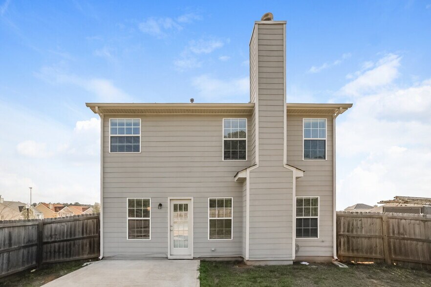 Building Photo - 101 Emporia Loop