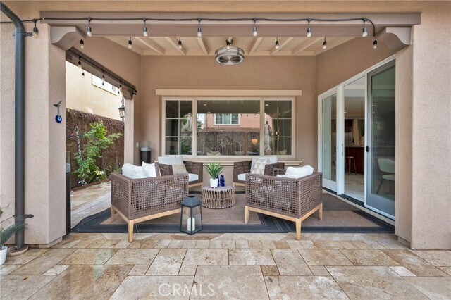 Building Photo - 67 Livia