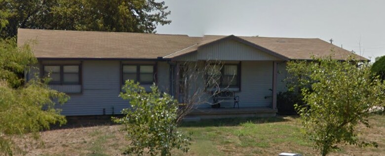 Building Photo - 749 W Clark Ave
