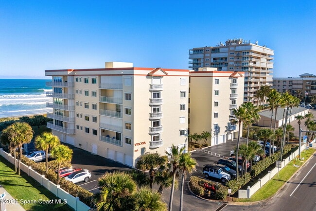 Building Photo - 925 N Hwy A1A