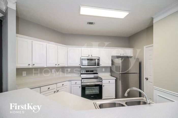 Building Photo - 4073 Beaver Oaks Dr