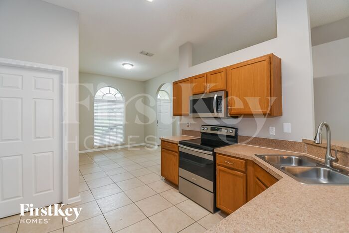 Building Photo - 3207 Woodglen Dr