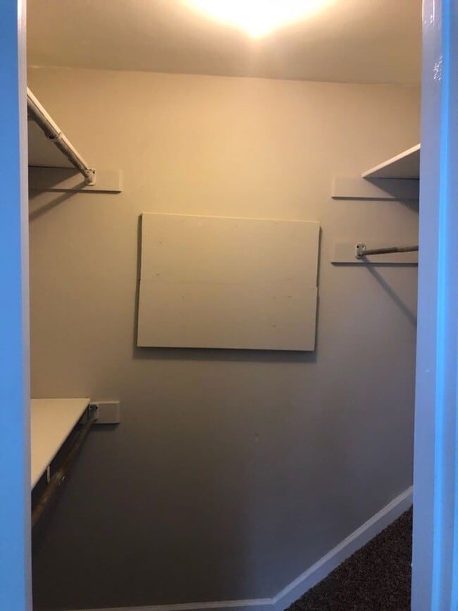 Building Photo - 3 Bedroom Townhome in Ocean Lakes