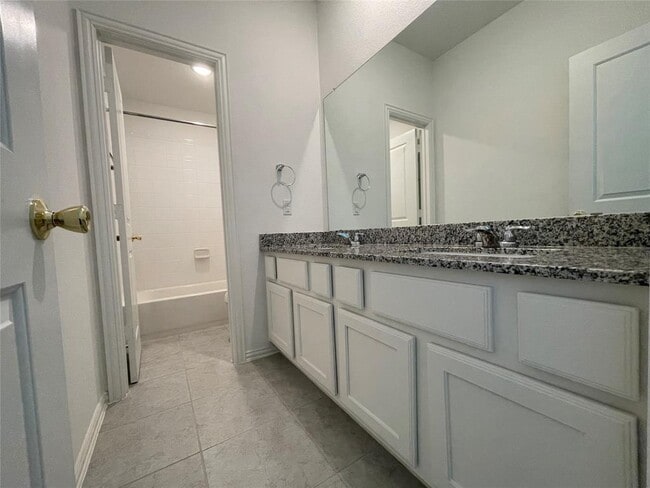 Building Photo - 10503 Dolce Ln