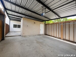 Building Photo - 7726 Glen Meadows Dr