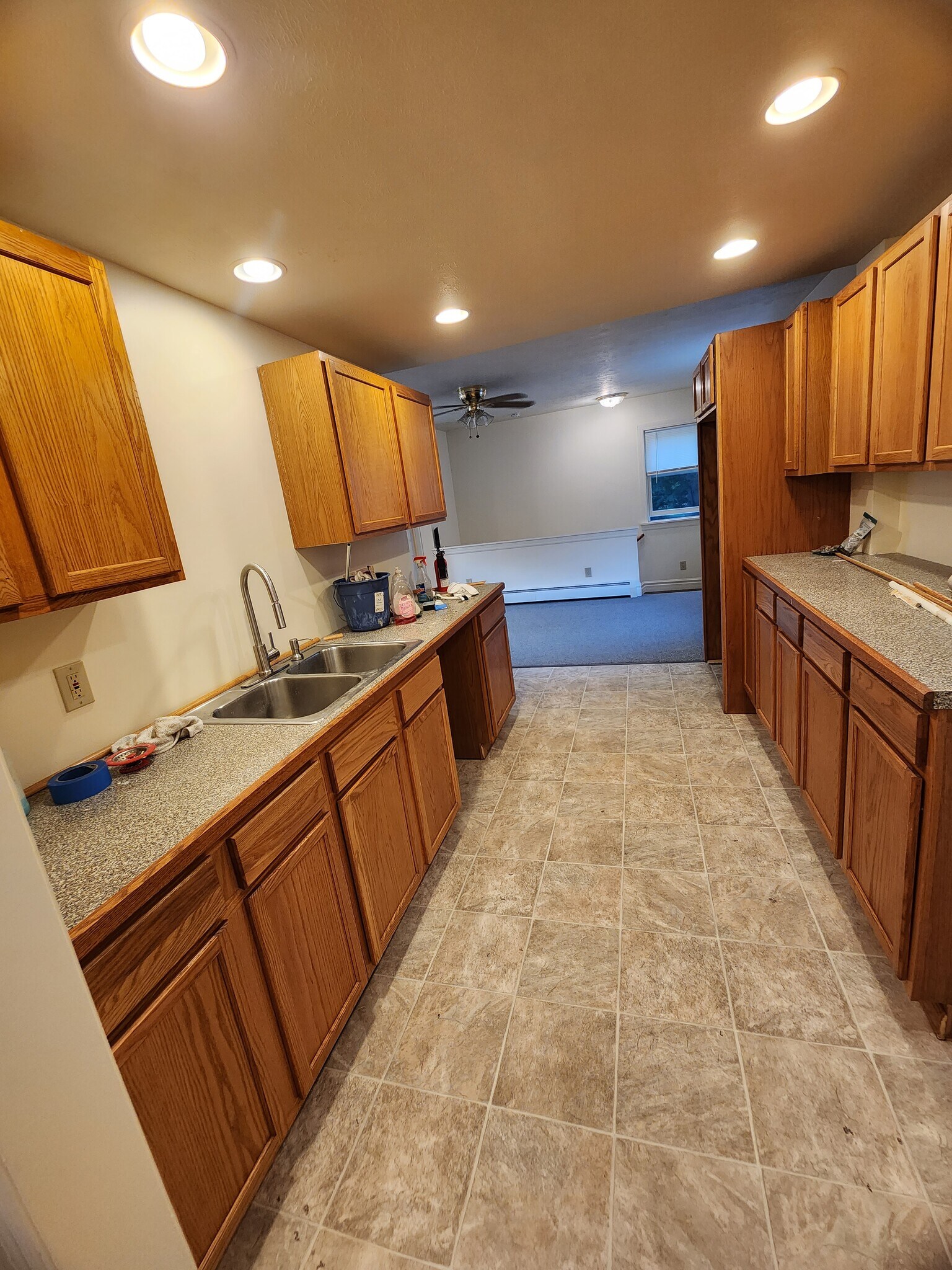 Building Photo - 35 Forest Pl