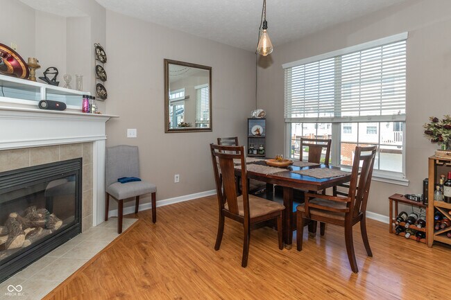 Building Photo - 420 Beverly Ct