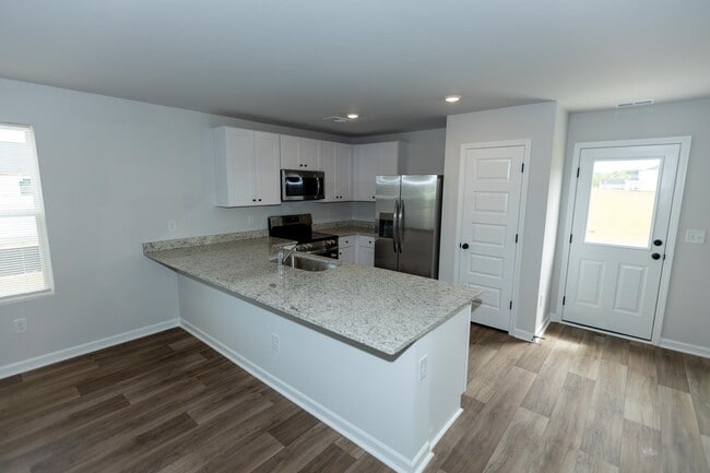 Building Photo - 324 Sweet Vernal St