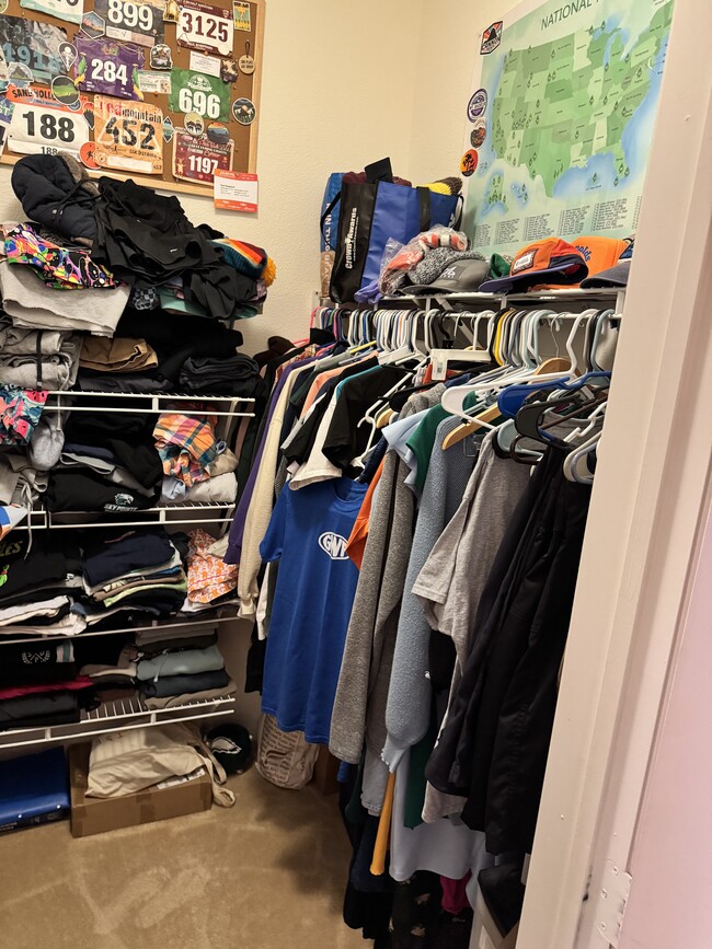 Building Photo - 8250 N Grand Canyon Dr