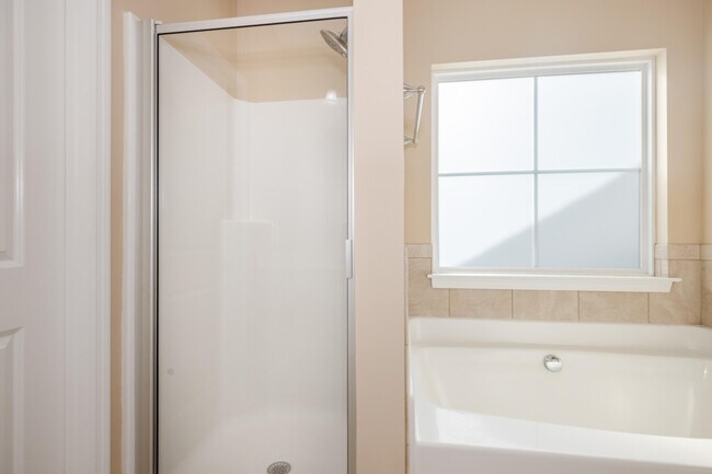 Building Photo - 528 Casey Ct