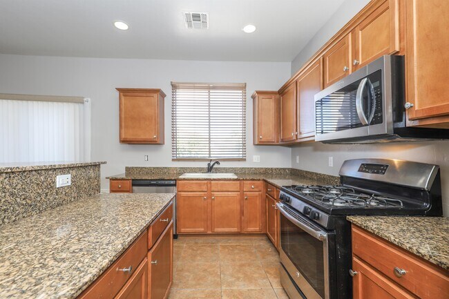 Building Photo - 12665 E Nona Ln