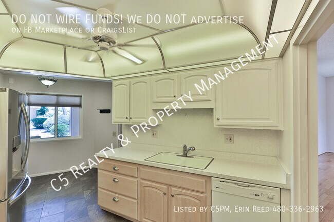 Building Photo - 13652 N 108th Dr