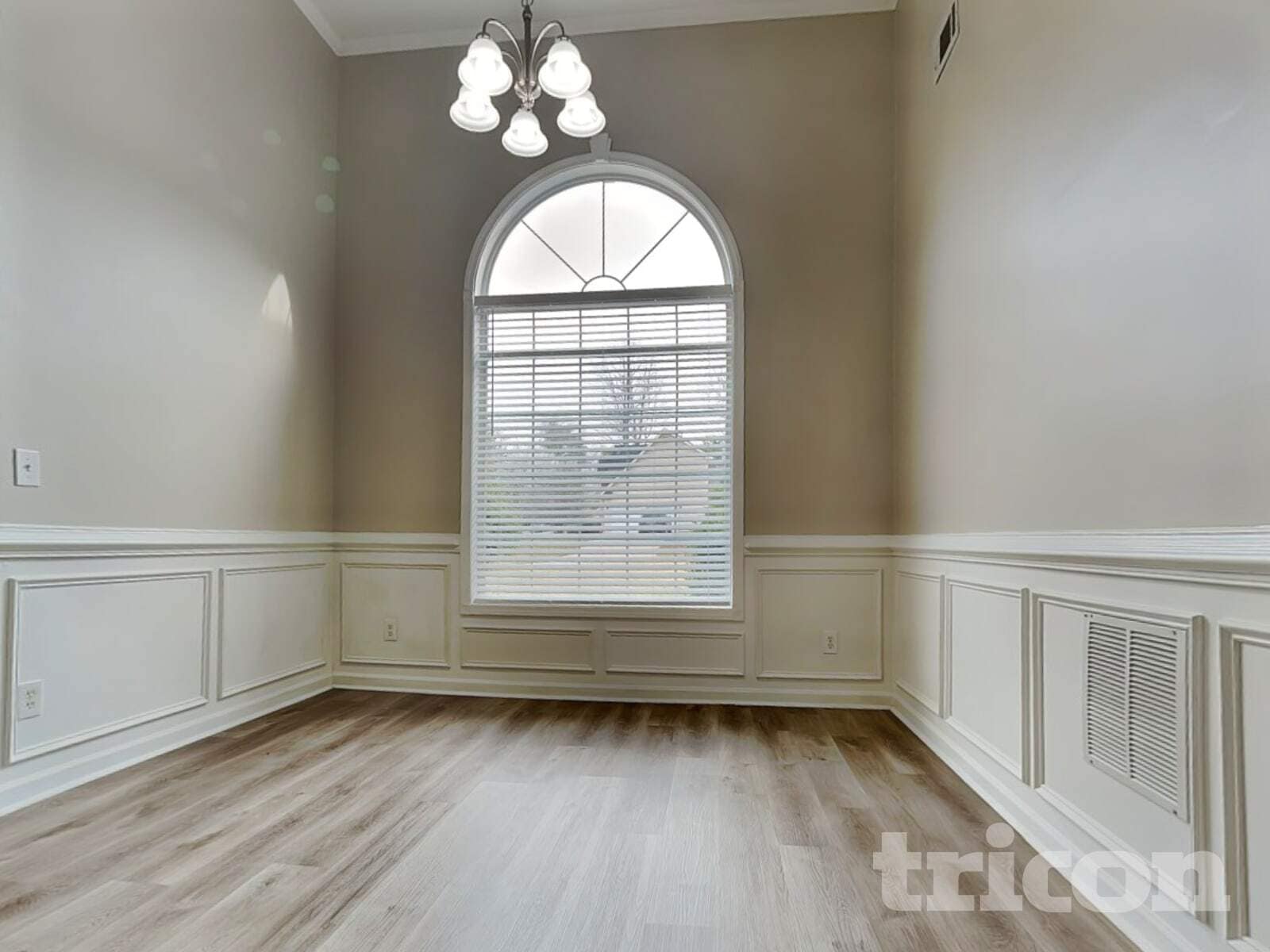 Building Photo - 440 Pebble Blvd