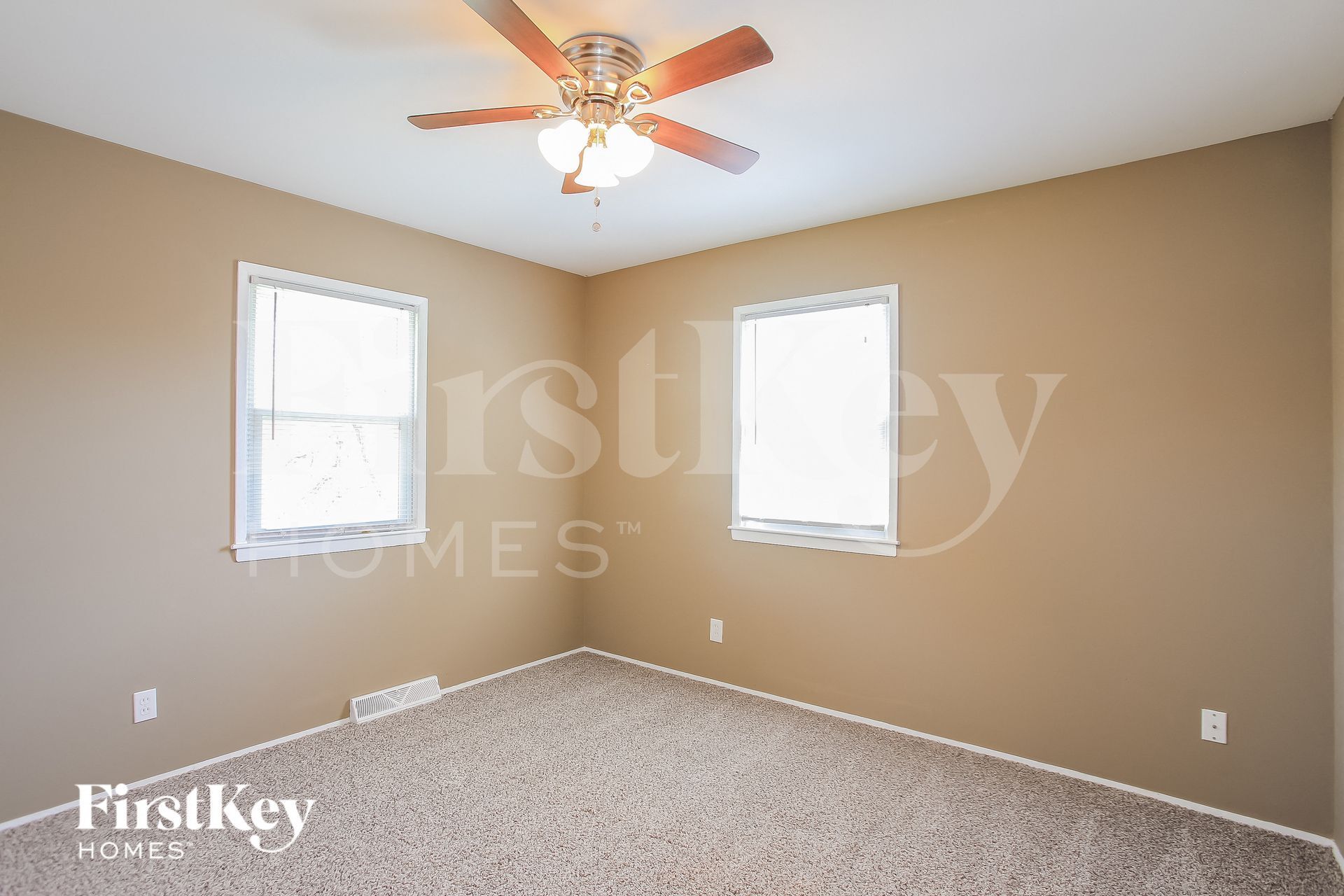 Building Photo - 4135 N Jackson Ave