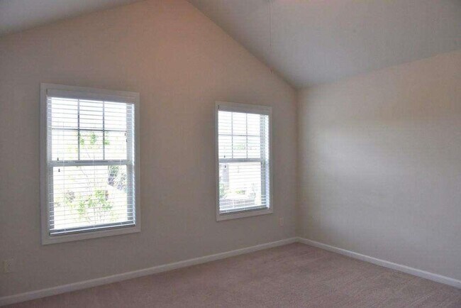 Building Photo - 5145 Brierstone Dr