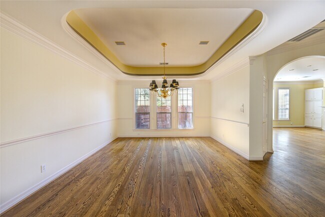 Building Photo - 2124 Nantucket Dr