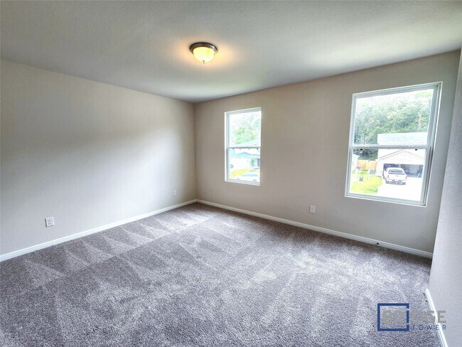 Building Photo - 10083 Cerritos dr