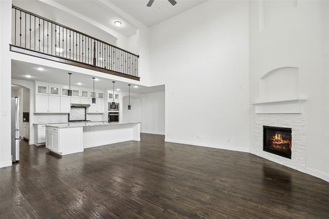 Building Photo - 1165 Clearwater Dr