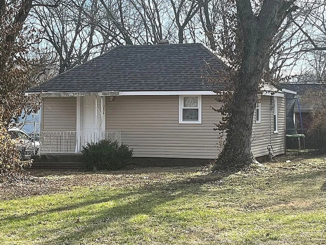 Primary Photo - 2836 W Elm St