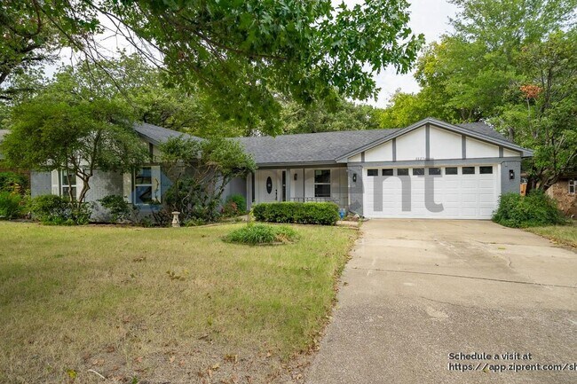 Building Photo - 6829 Shadydale Dr