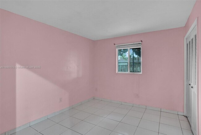 Building Photo - 26750 SW 124th Ave