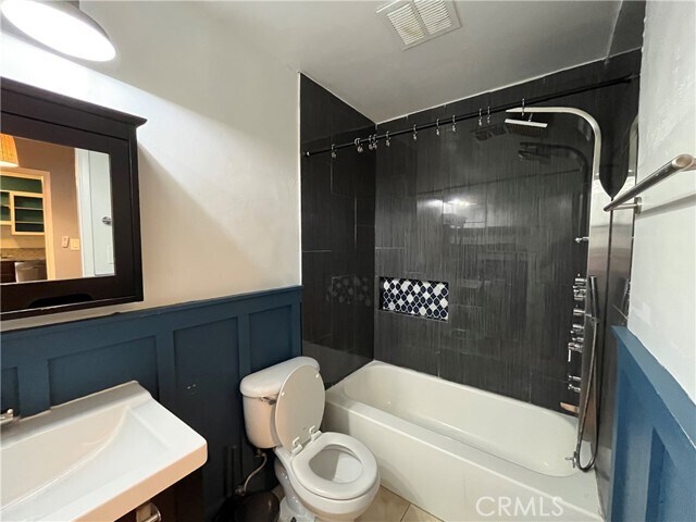 Building Photo - 320 S Gramercy Pl