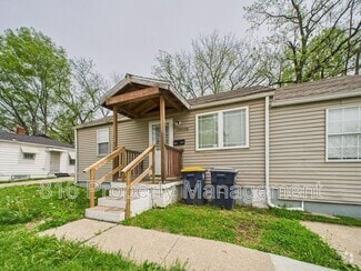 Building Photo - 3425 Jackson Ave