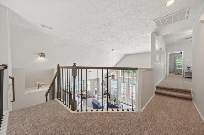 Building Photo - 155 E Concord Valley Cir