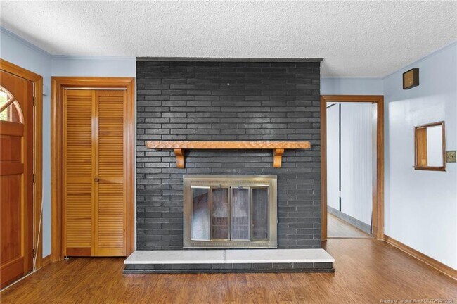 Building Photo - 3450 Cornell Dr