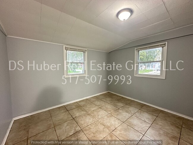 Building Photo - 2303 Fielding-