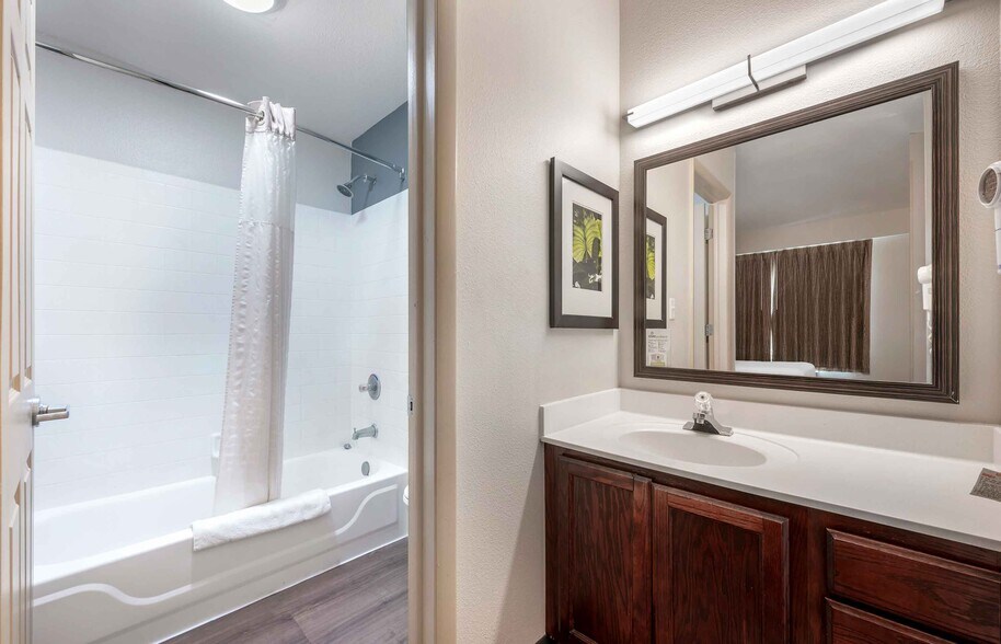 Building Photo - Furnished Studio-Indianapolis - Airport - W. Southern Ave.