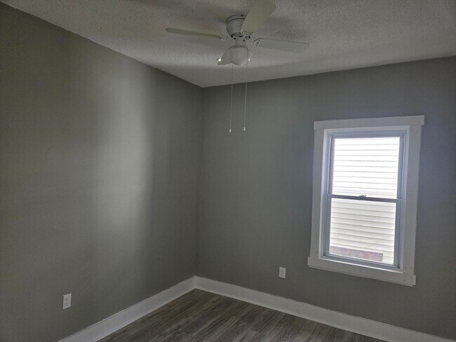 Building Photo - 90 Quequechan St